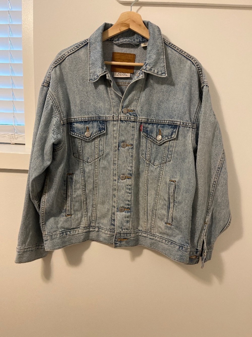 Levi’s Oversized Trucker Jacket Size Small